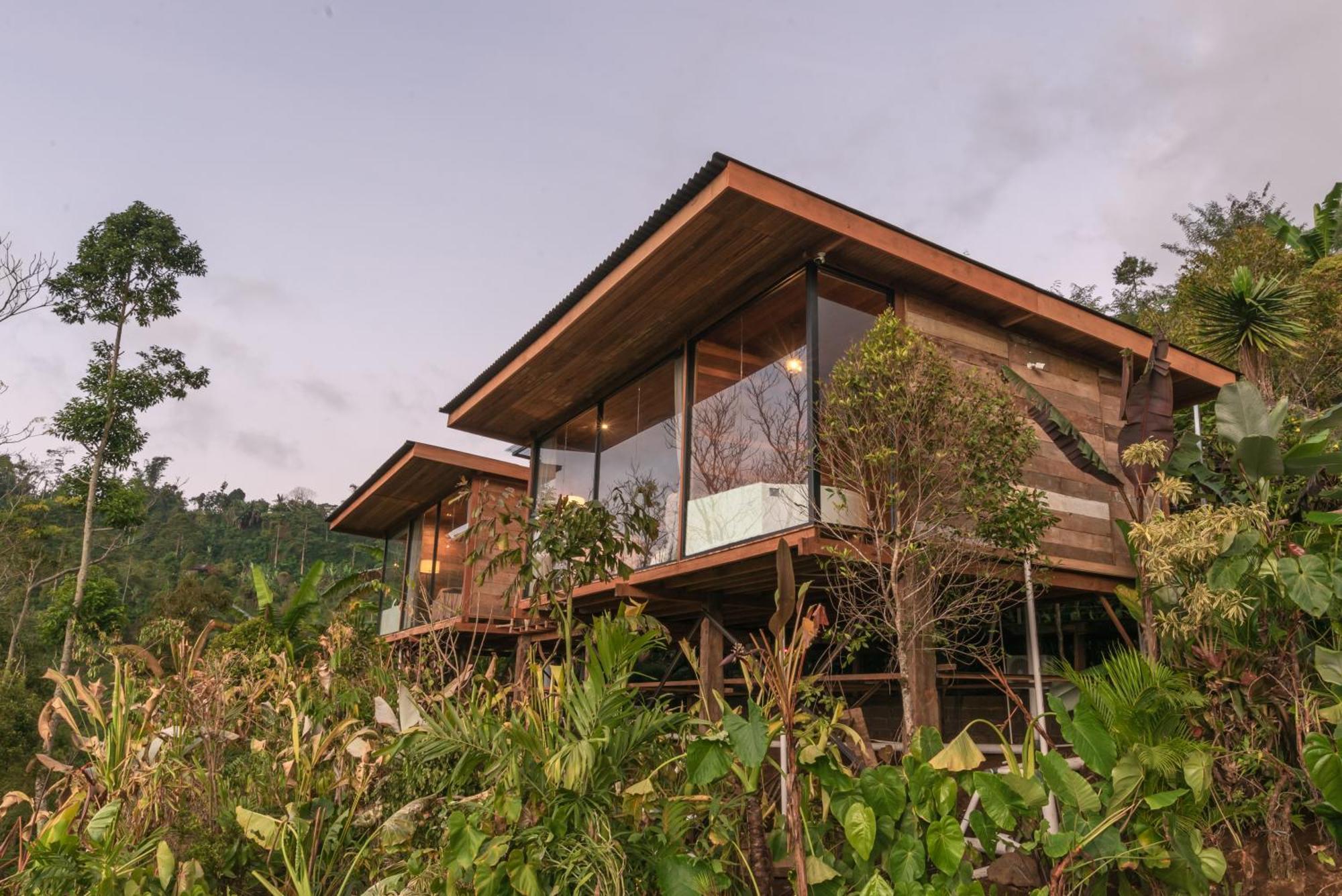Villa Kayukopi Munduk Esterno foto
